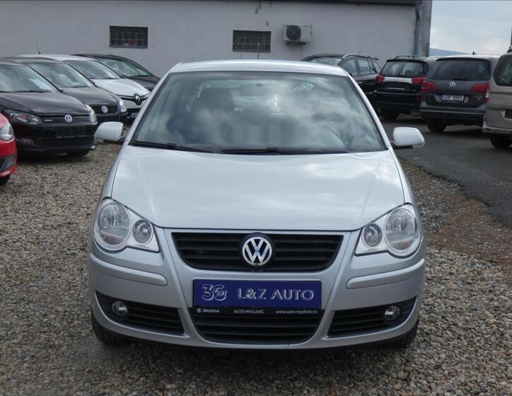 Volkswagen Polo 2