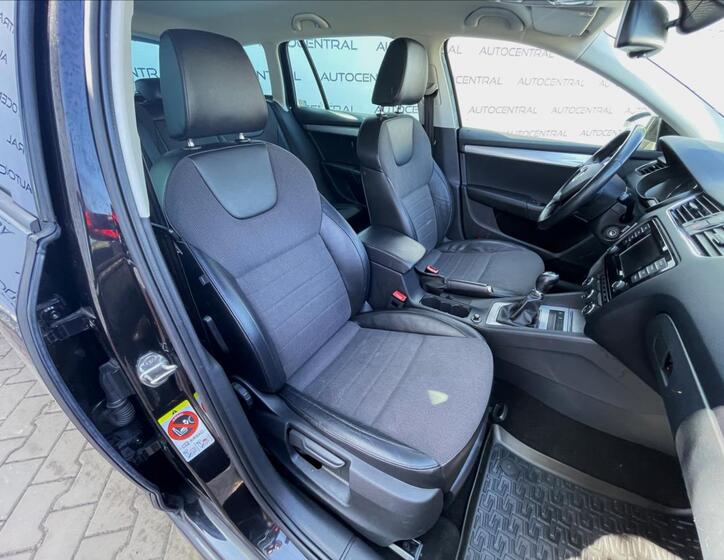 Škoda Octavia 22