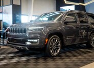 Jeep Wagoneer 13