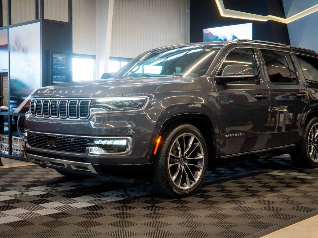 Jeep Wagoneer