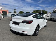 Tesla Model 3 6