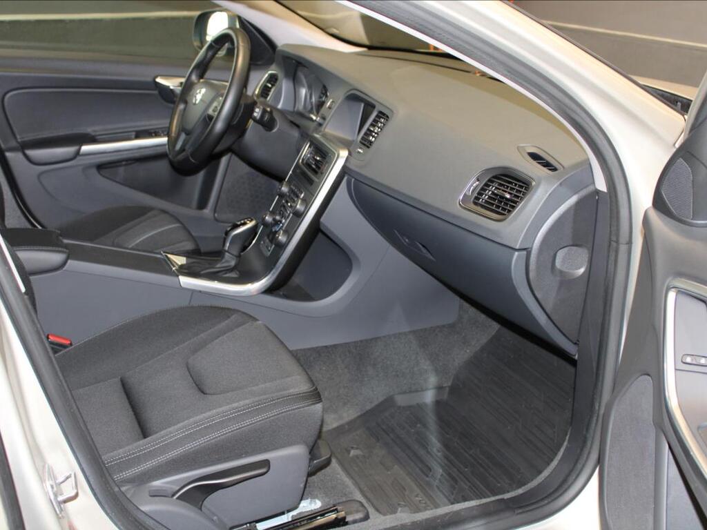Volvo V60 20