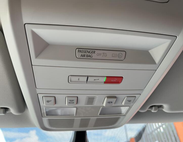 Volkswagen Caravelle 27