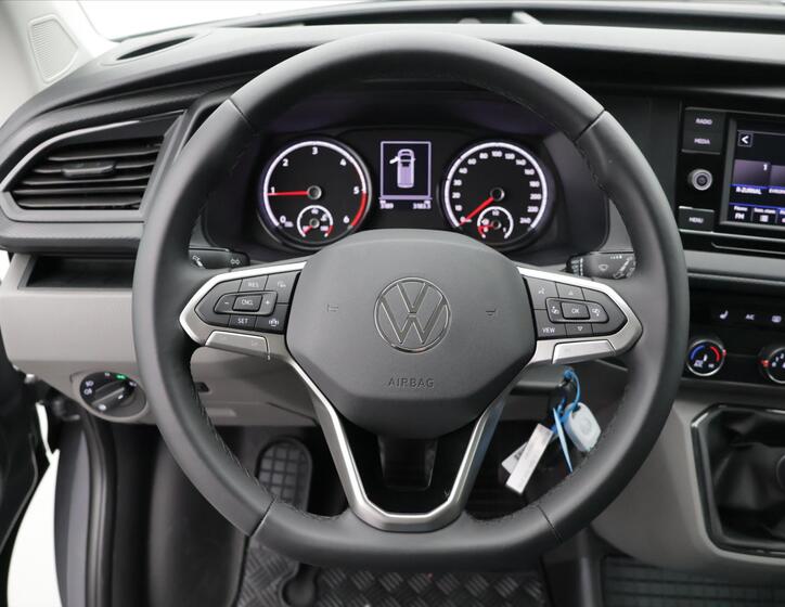 Volkswagen Transporter 19