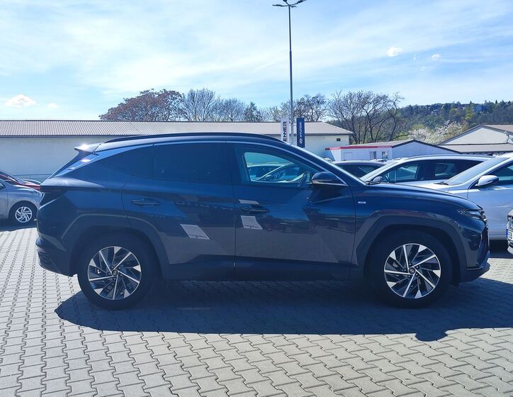 Hyundai Tucson 4