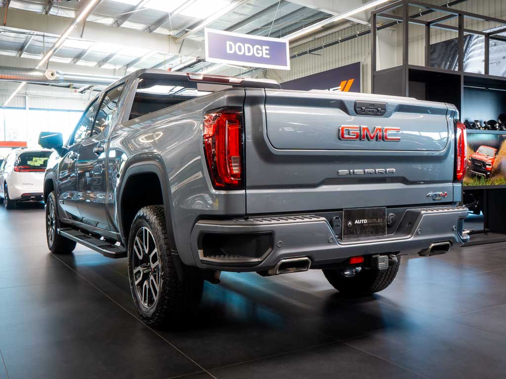 GMC Sierra