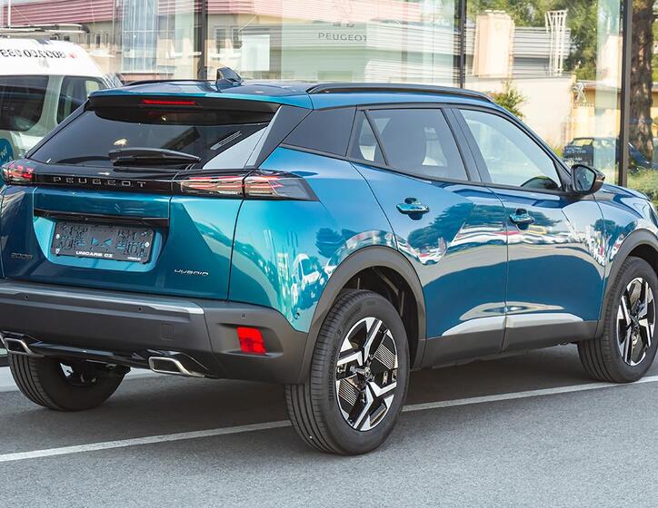Peugeot 2008 6