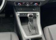 Audi Q3 13