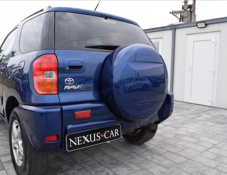 Toyota RAV4 12