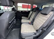 Volkswagen Touran 11