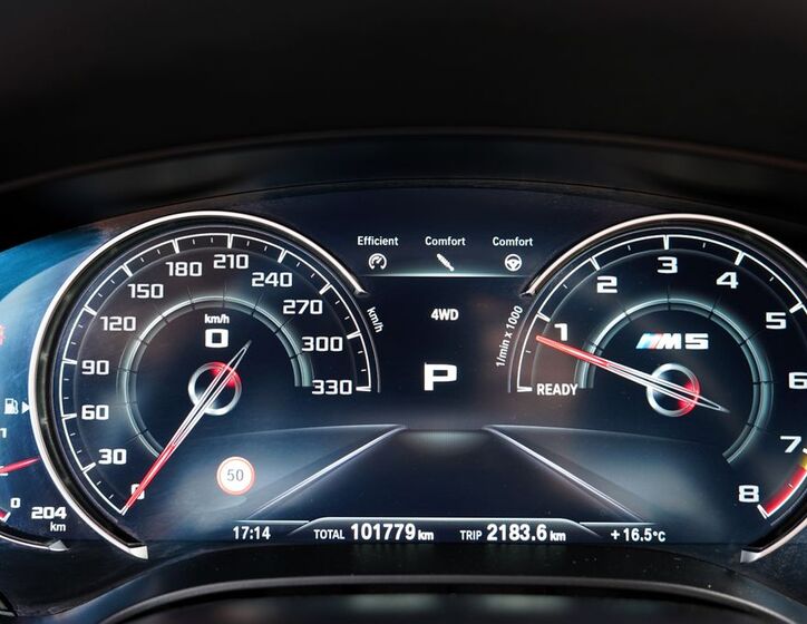 BMW M5 41