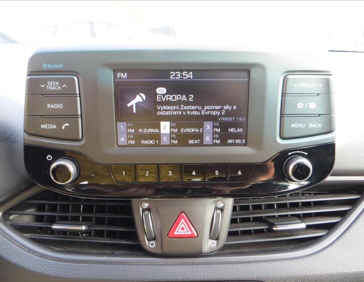 Hyundai i30 17