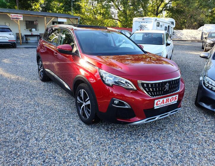 Peugeot 5008 2