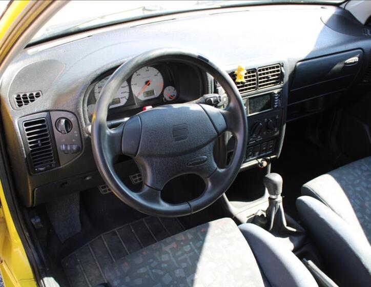 Seat Cordoba 10
