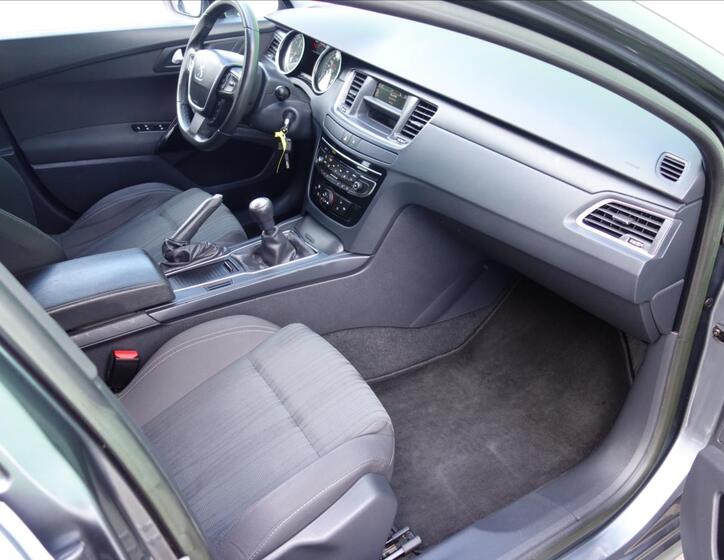Peugeot 508 28