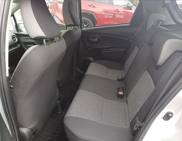Toyota Yaris 13