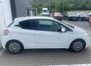 Peugeot 208 4