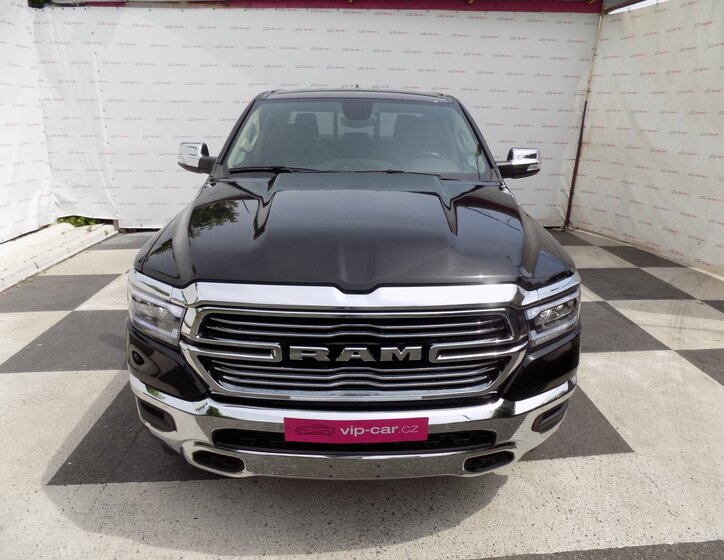 Dodge RAM 1500 9