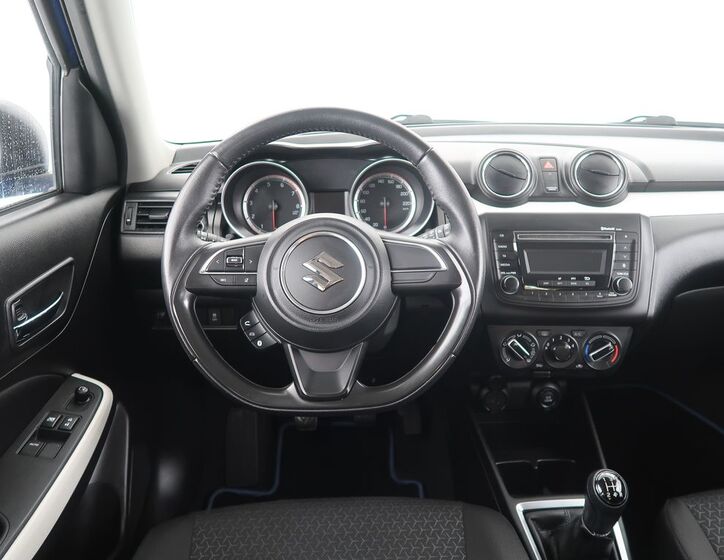 Suzuki Swift 16