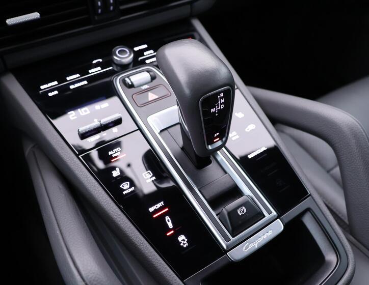Porsche Cayenne 33