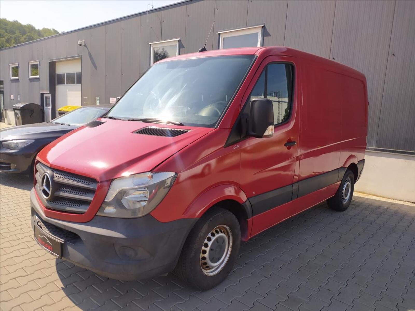 Mercedes-Benz Sprinter 1