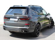 BMW X7 2
