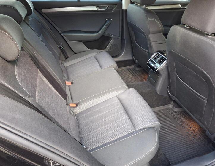 Škoda Superb 18