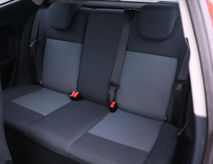 Ford Fiesta 13