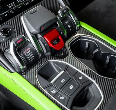 Lamborghini Urus 17