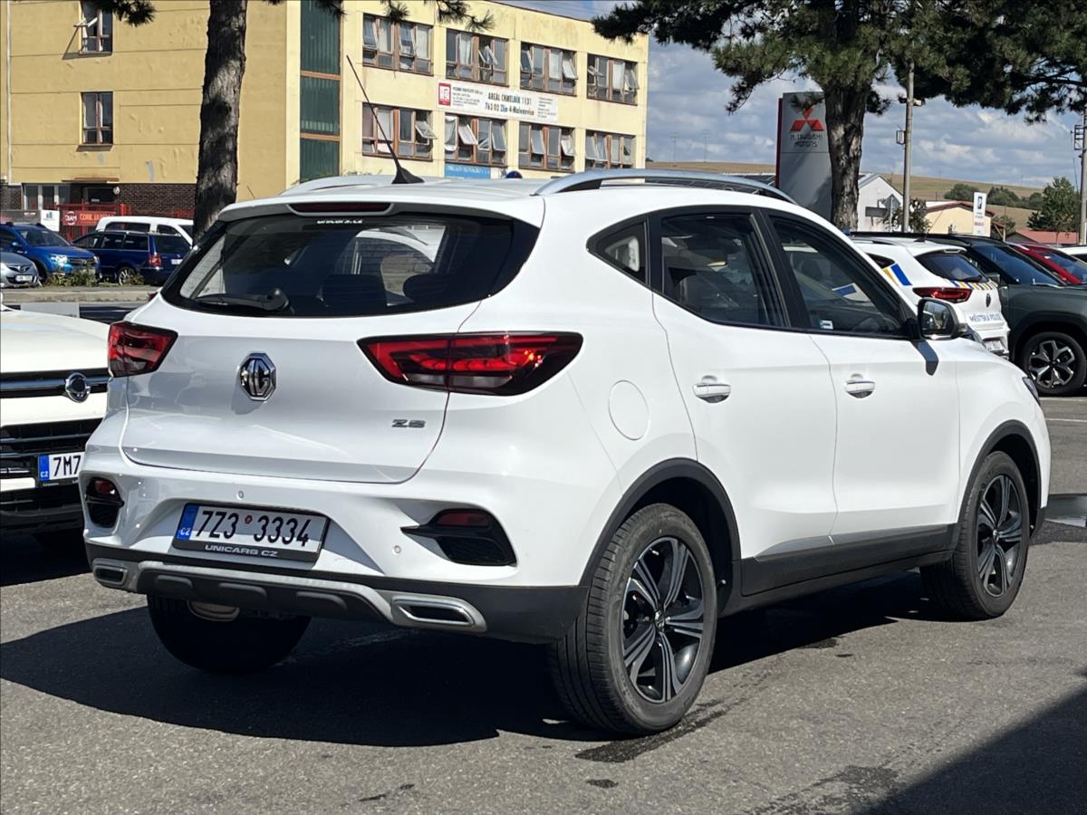 MG ZS