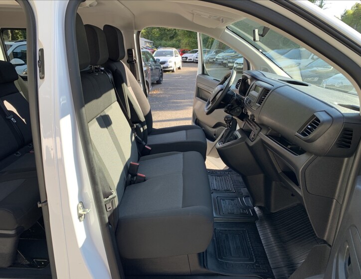 Toyota ProAce 14