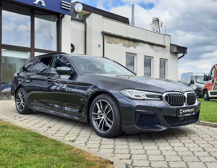 BMW Řada 5 8