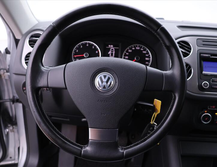 Volkswagen Tiguan 19