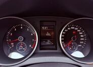 Volkswagen Golf 16