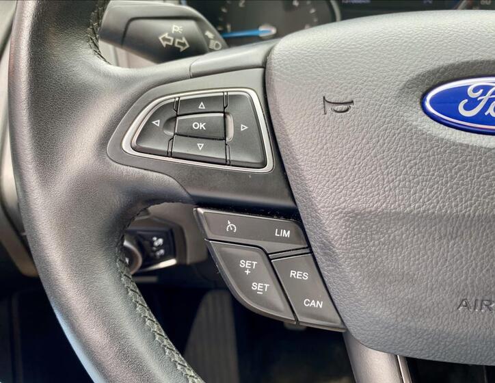 Ford Focus 25