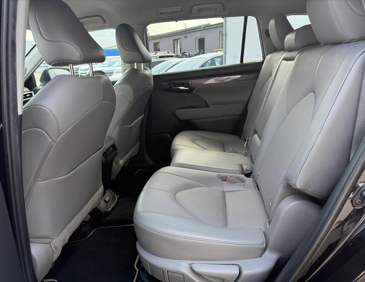 Toyota Highlander 10