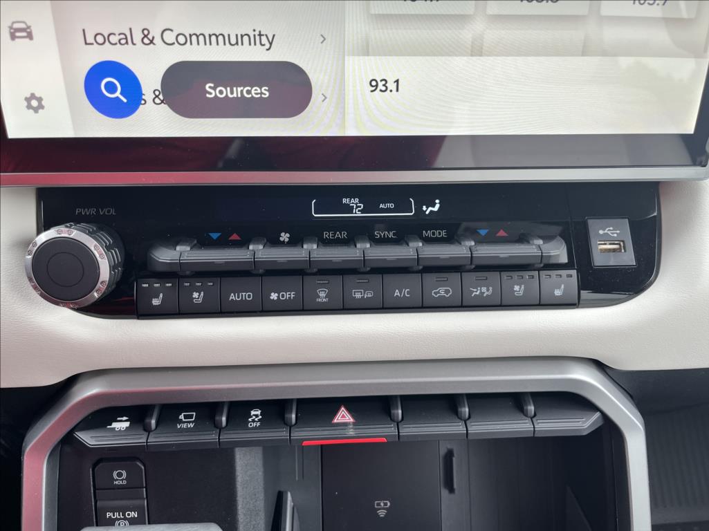 Toyota Sequoia