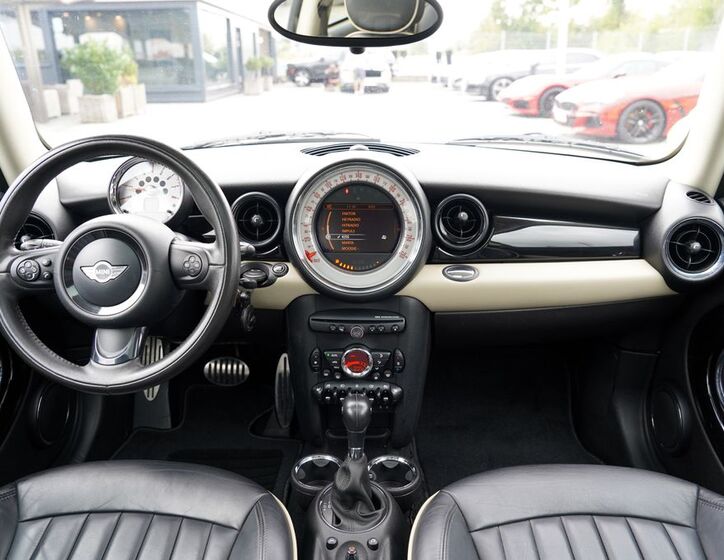 Mini Cooper S 22