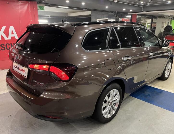 Fiat Tipo 7