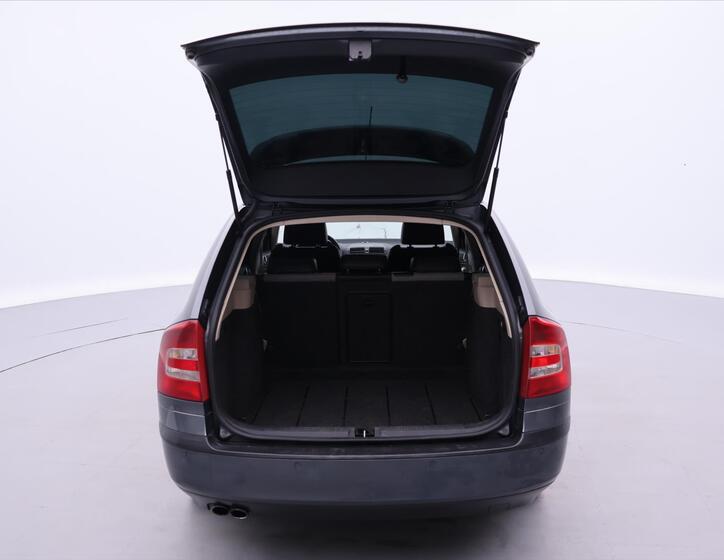 Škoda Octavia 9