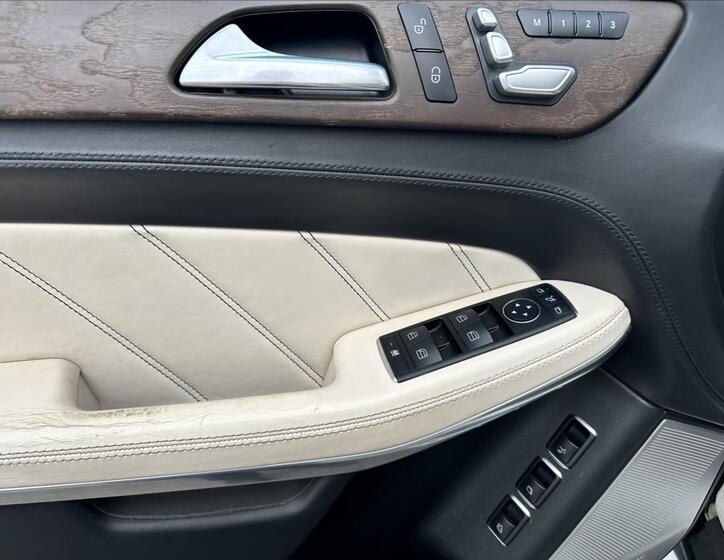 Mercedes-Benz GLS 12