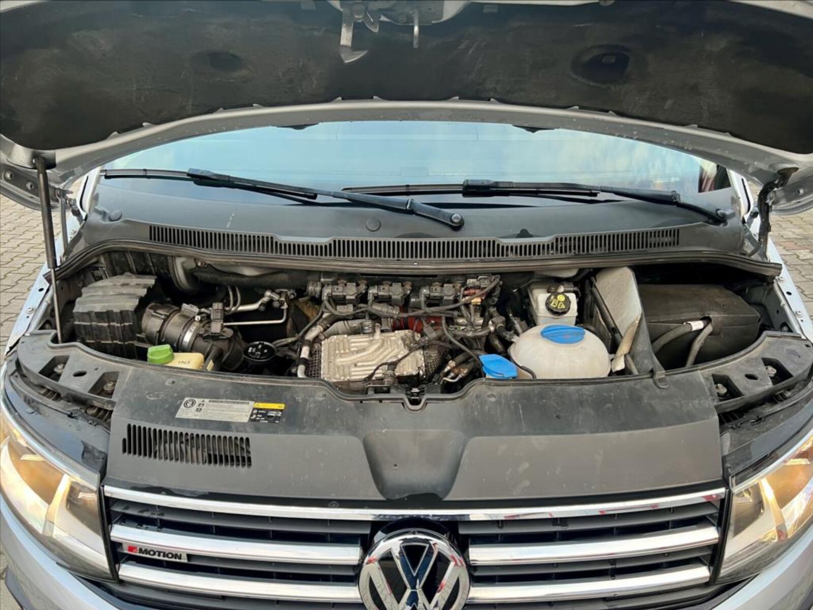 Volkswagen Multivan 55
