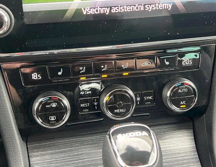 Škoda Superb 27