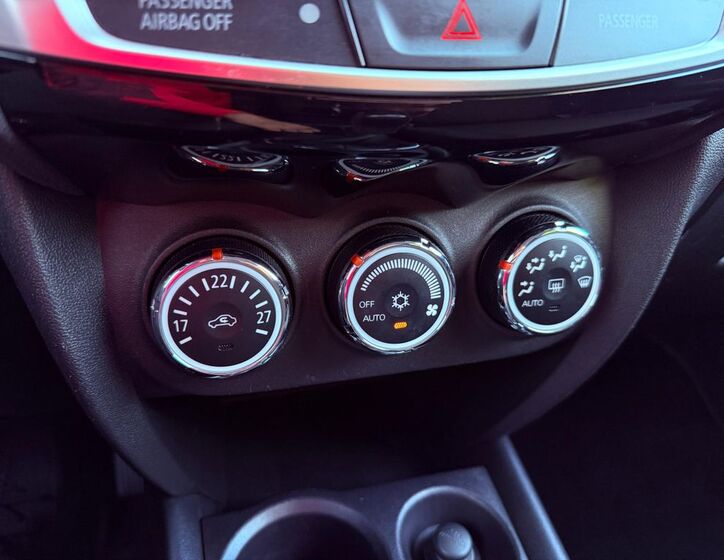 Mitsubishi ASX 16