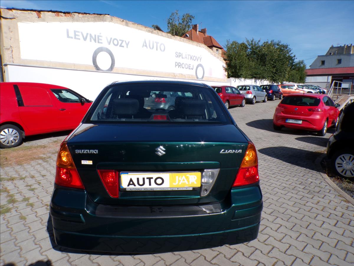 Suzuki Liana