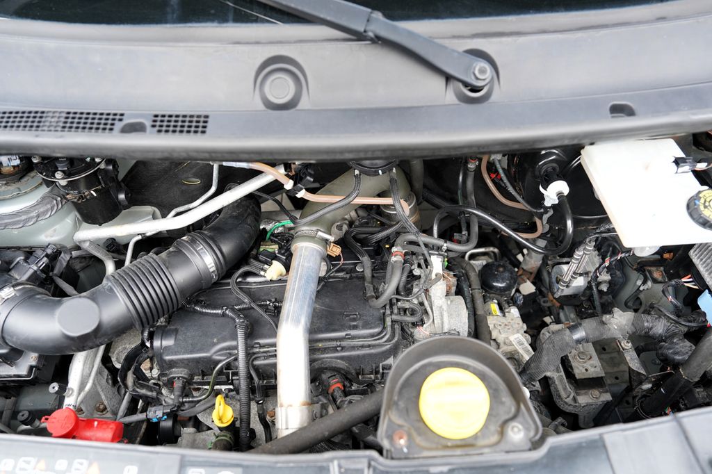Nissan NV400