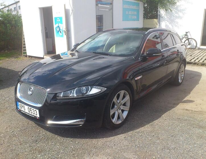 Jaguar XF 1