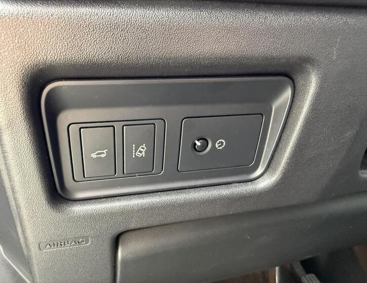 Land Rover Discovery Sport 14