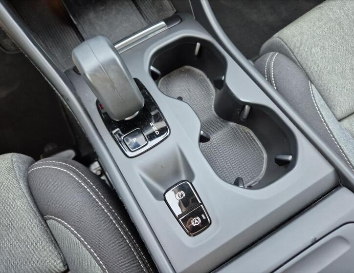 Volvo XC40 18
