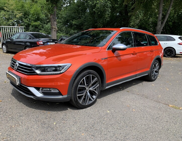 Volkswagen Passat 1